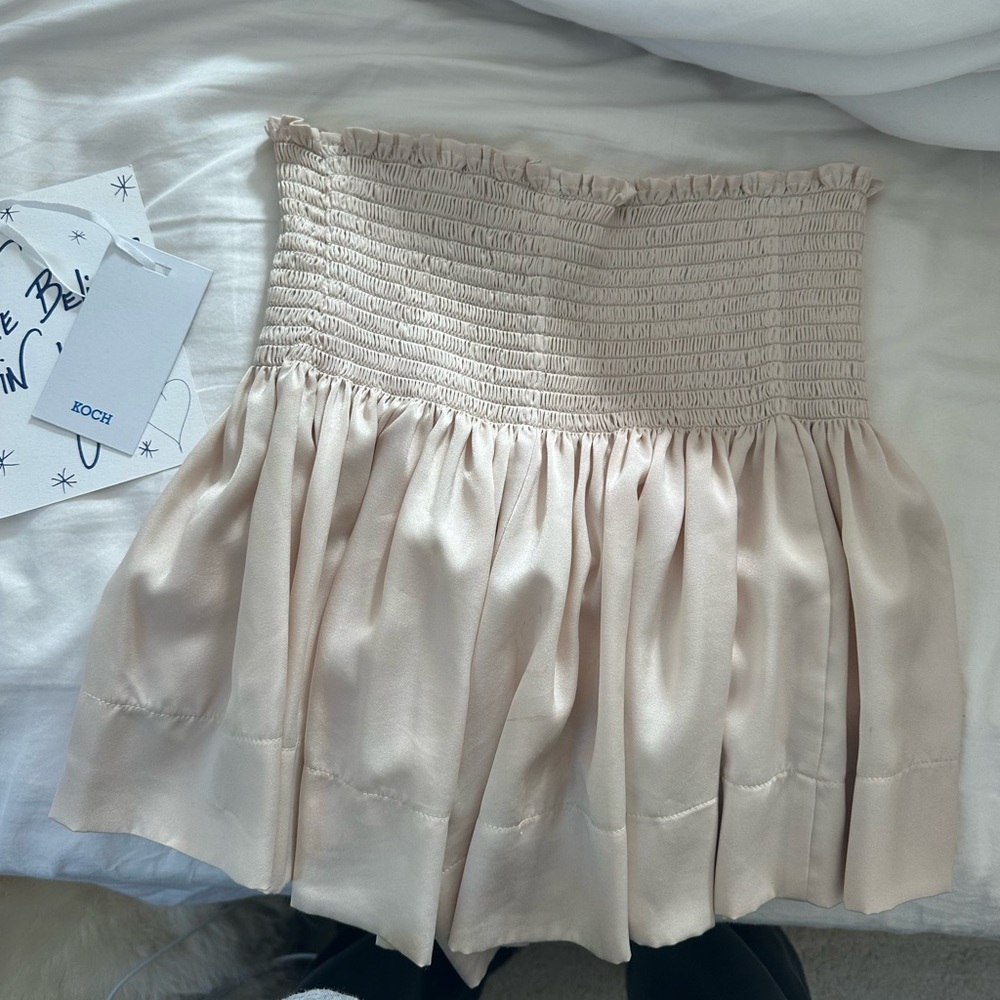 Koch Skirt - Picture 3 of 3